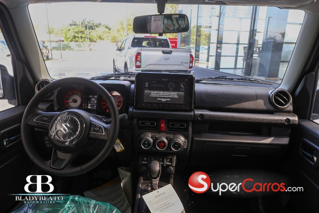 2026 Suzuki Jimny GLX — foto 6 / 12