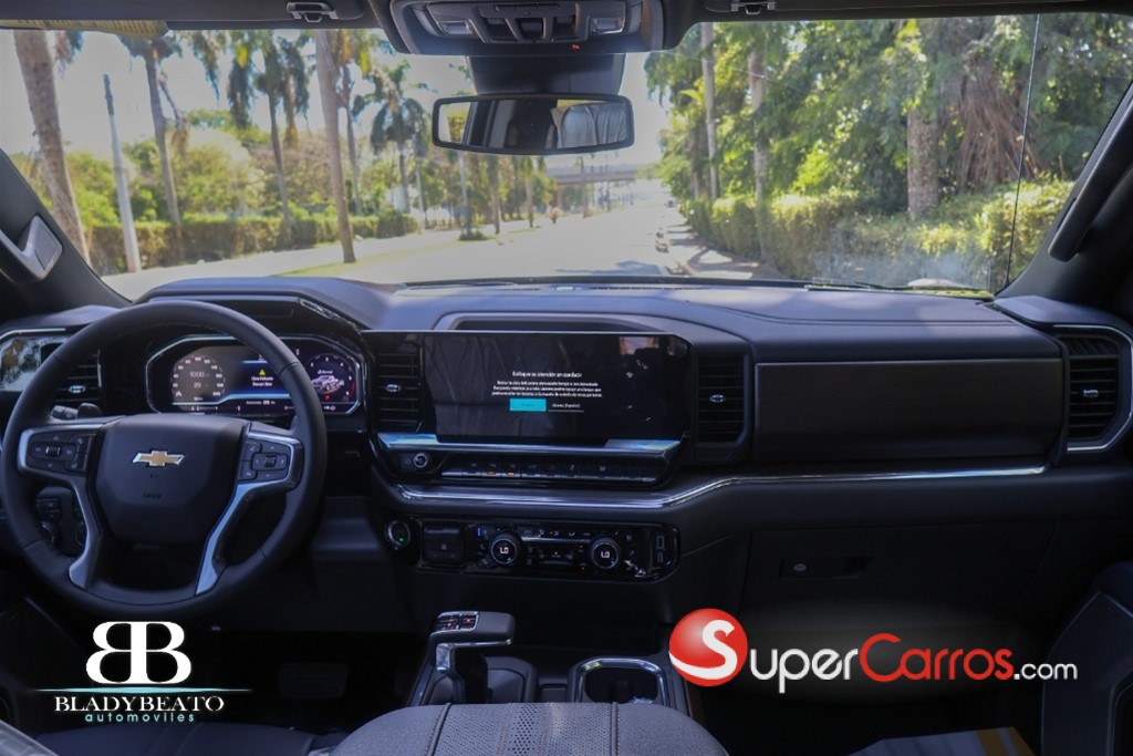 2026 Chevrolet Silverado High Country Duramax — foto 5 / 12