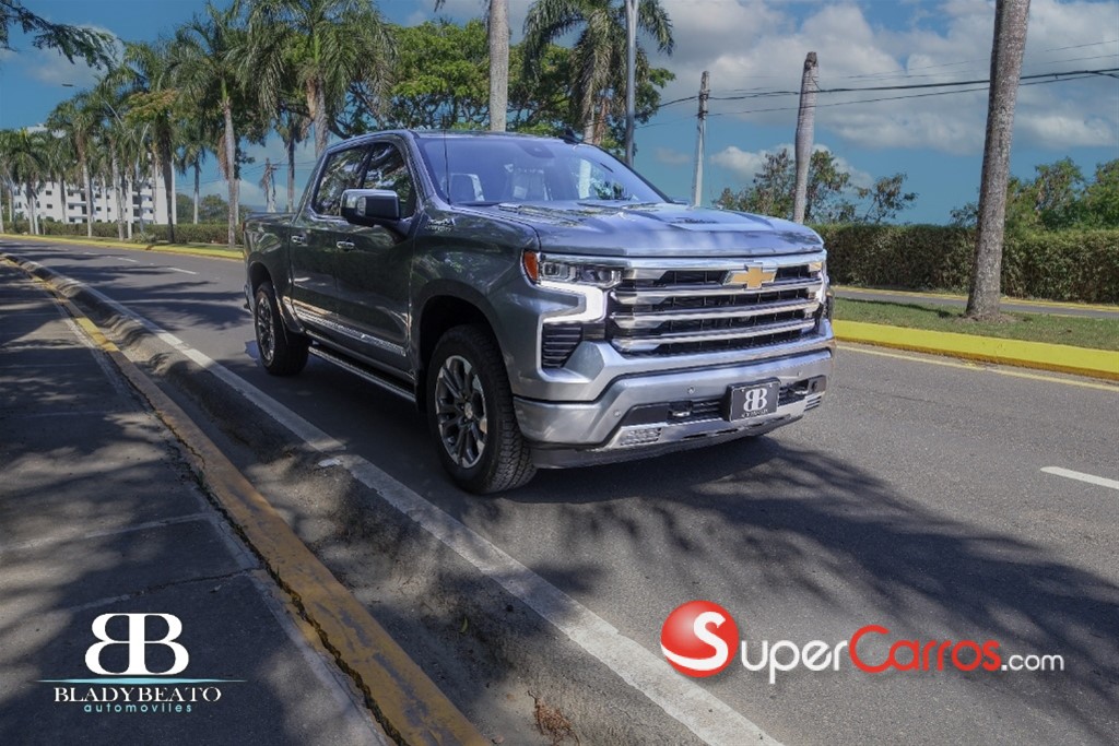 2026 Chevrolet Silverado High Country Duramax — foto 6 / 12