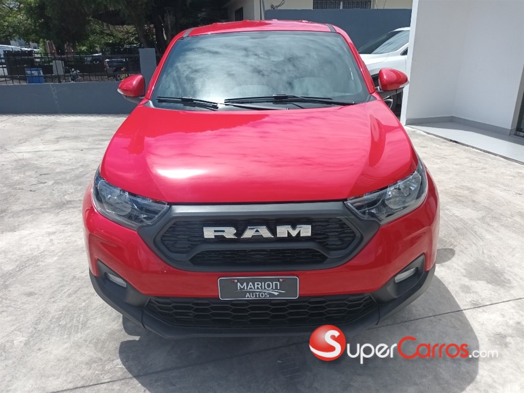 2026 Ram 700 Bighorn — foto 2 / 9