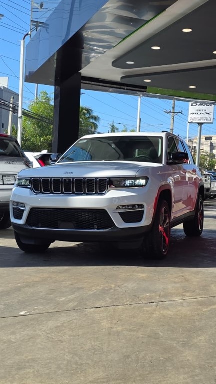 2023 Jeep Grand Cherokee Limited 4x4