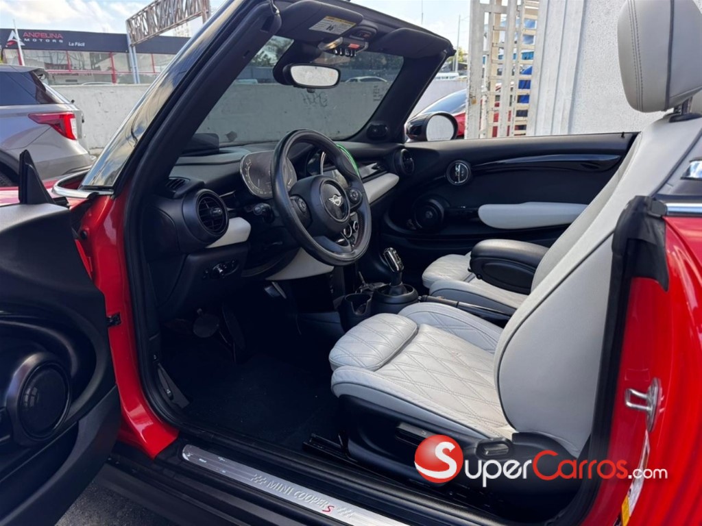 2021 Mini Cooper S Convertible — foto 7 / 10