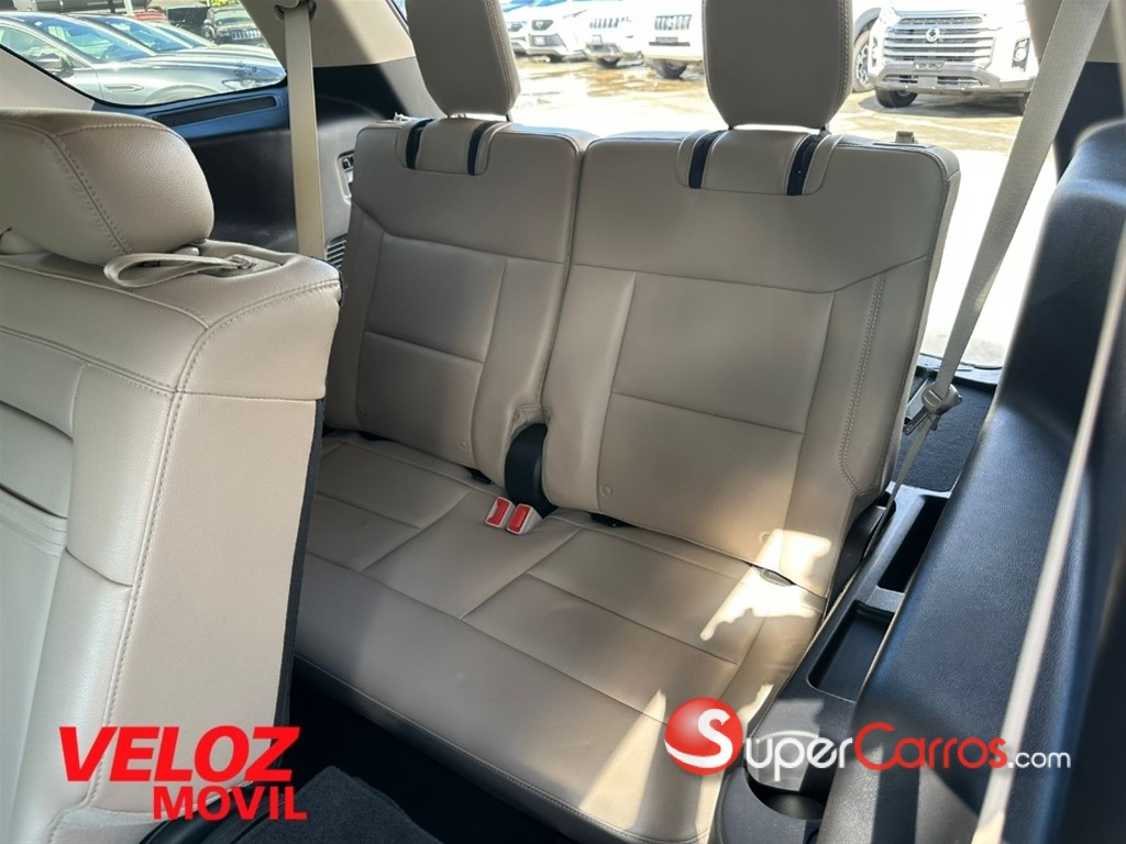 2020 Ford Explorer Limited — foto 8 / 8