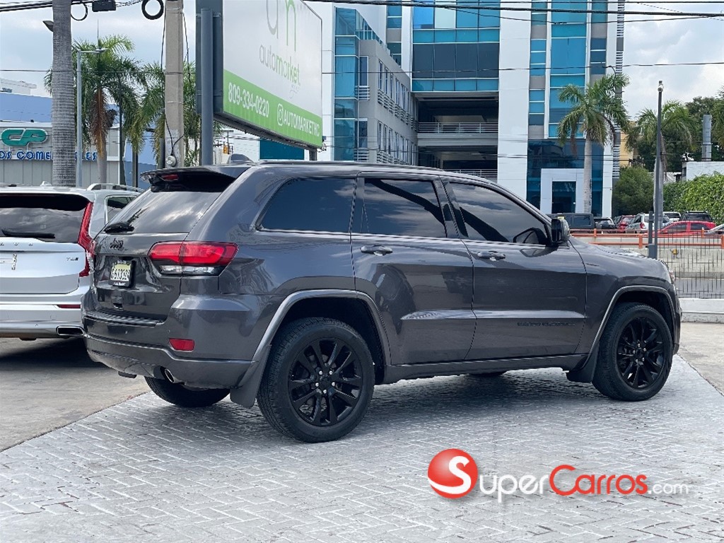2018 Jeep Grand Cherokee Laredo 4x4 — foto 4 / 12