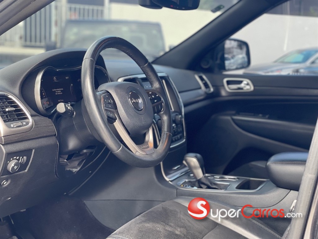 2018 Jeep Grand Cherokee Laredo 4x4 — foto 8 / 12