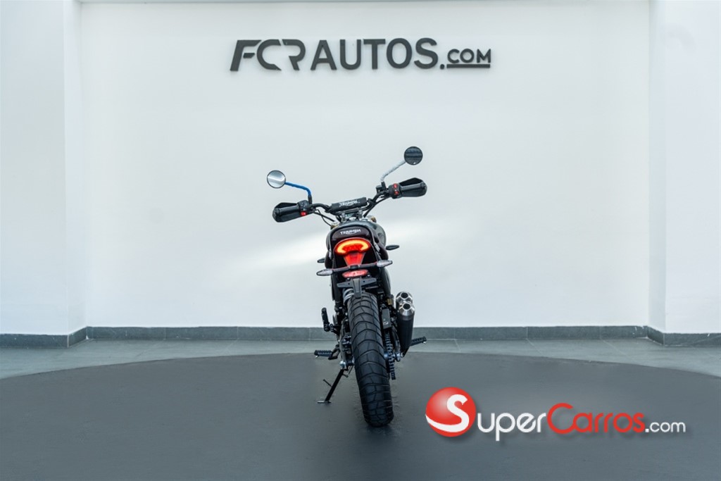 2025 Triumph Motorcycles — foto 5 / 12