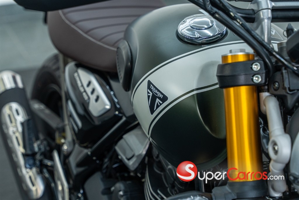 2025 Triumph Motorcycles — foto 9 / 12