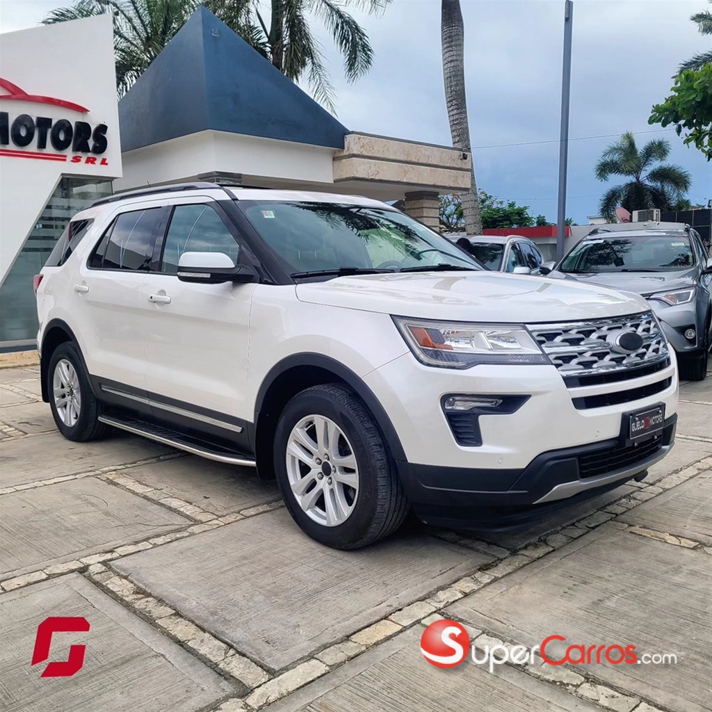 2019 Ford Explorer XLT 4WD — foto 2 / 10