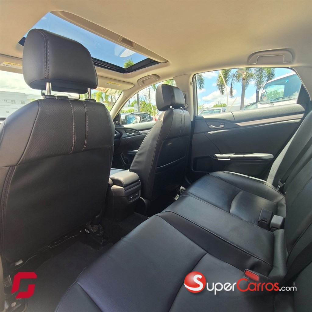 2018 Honda Civic Touring — foto 3 / 11