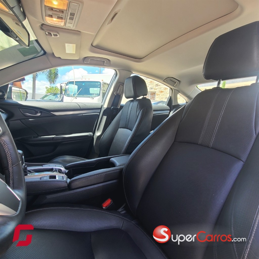 2018 Honda Civic Touring — foto 4 / 11