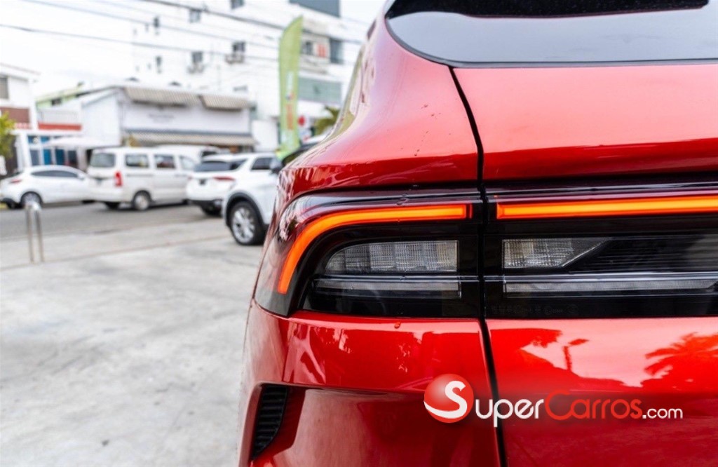 2024 Forthing T5 HEV — foto 4 / 12