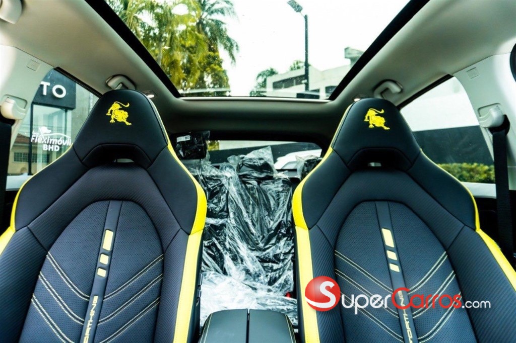 2024 Forthing T5 HEV — foto 11 / 12
