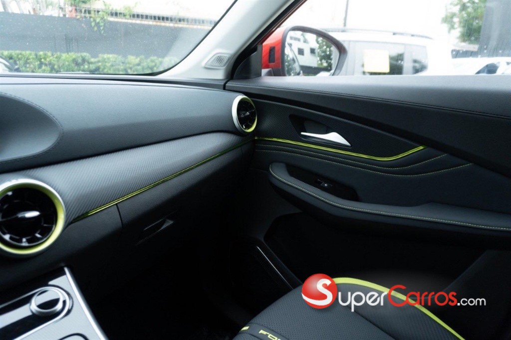 2024 Forthing T5 HEV — foto 12 / 12