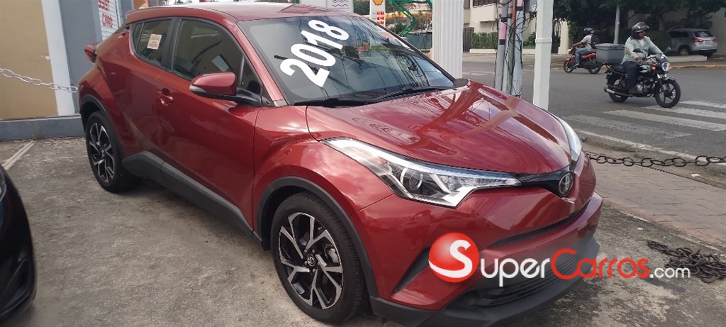 2018 Toyota C-HR XLE — foto 11 / 12