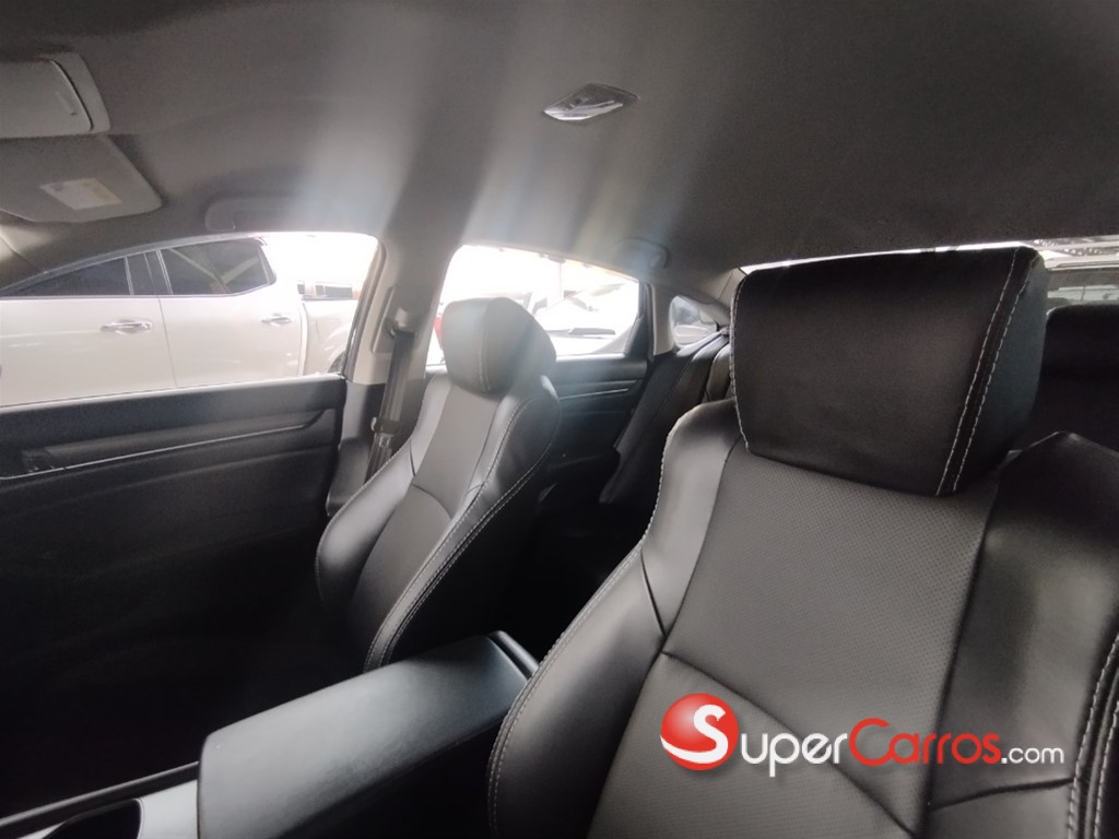 2018 Honda Accord LX — foto 5 / 11