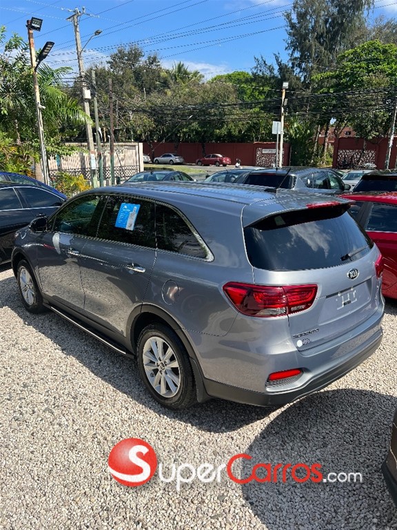 2020 Kia Sorento LX — foto 4 / 10