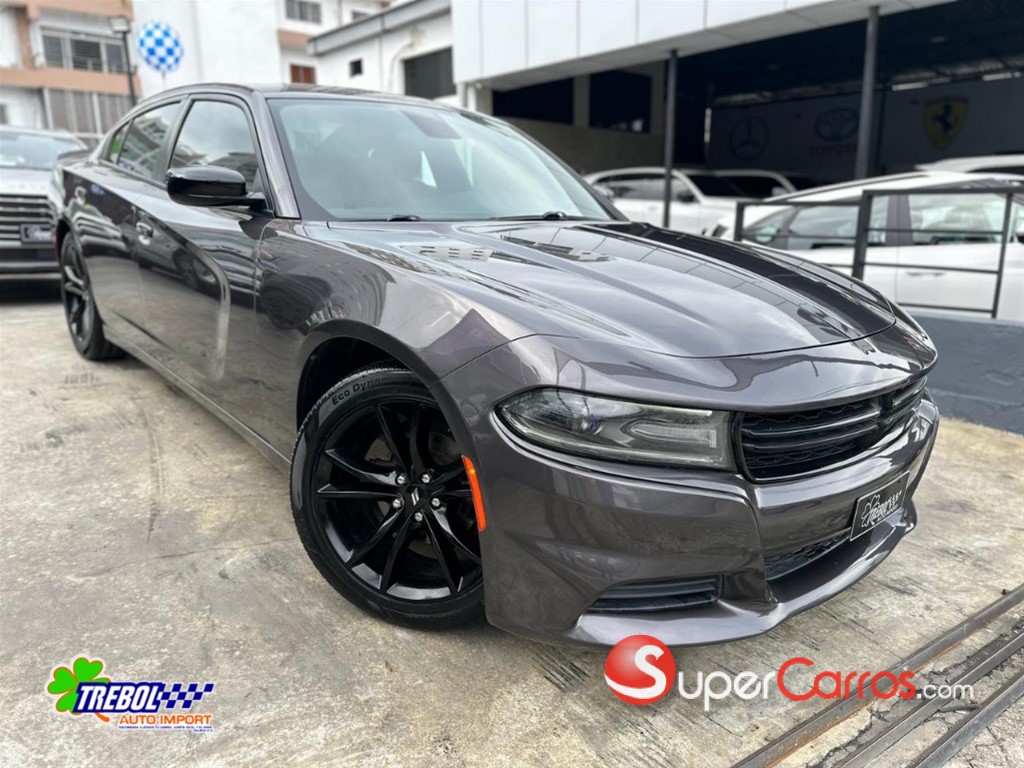 2018 Dodge Charger SXT — foto 3 / 9