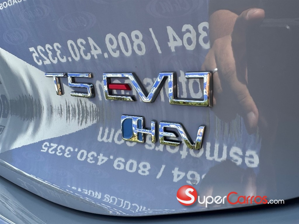2025 Forthing T5 HEV — foto 11 / 12