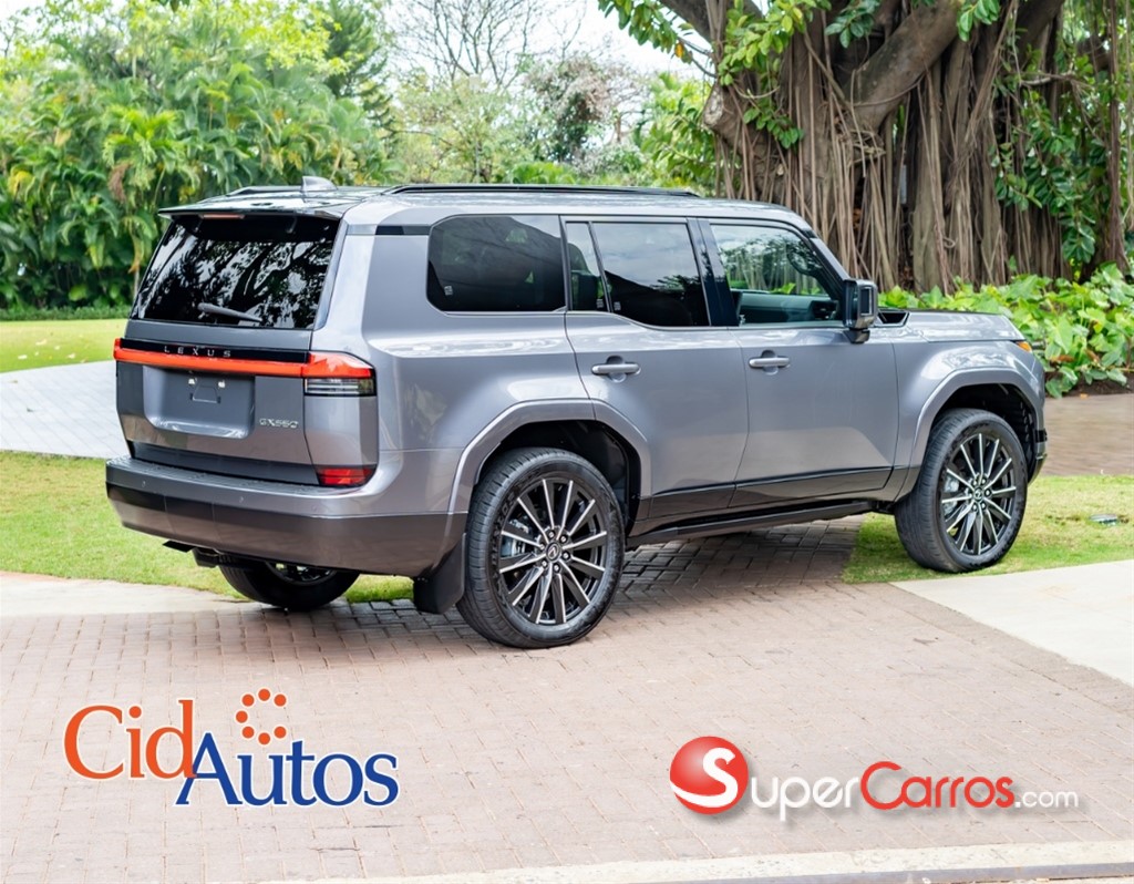 2026 Lexus GX 550 Luxury — foto 2 / 12