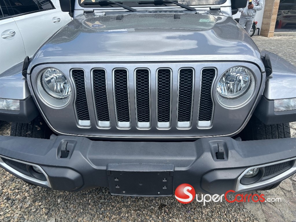 2018 Jeep Wrangler Sahara — foto 2 / 11
