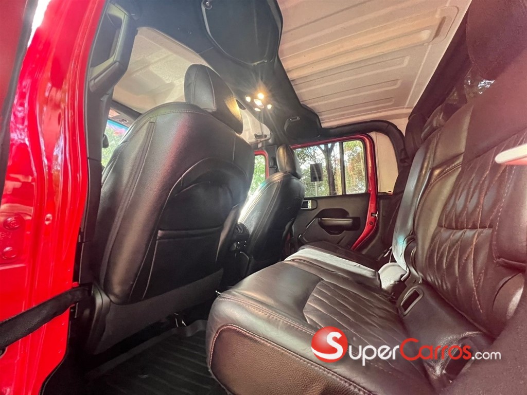 2020 Jeep Gladiator Sport — foto 8 / 10