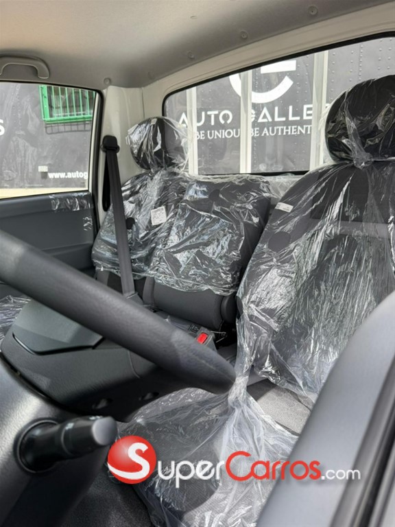 2027 Kia K-2700 — foto 6 / 12