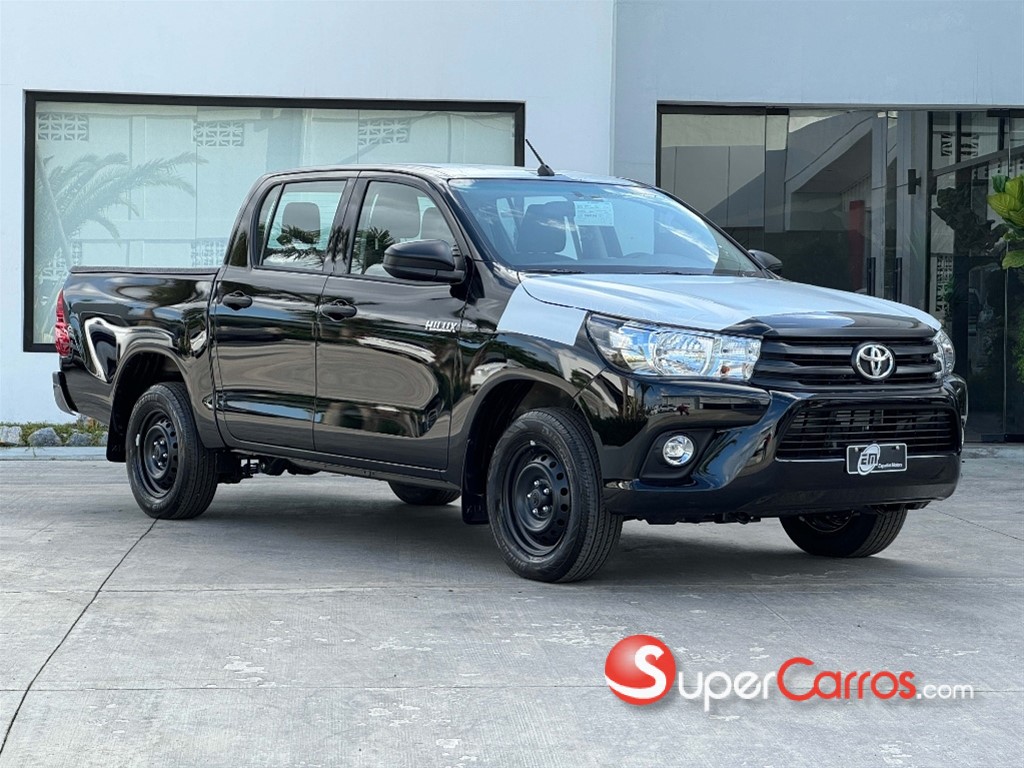 2026 Toyota Hilux — foto 2 / 8