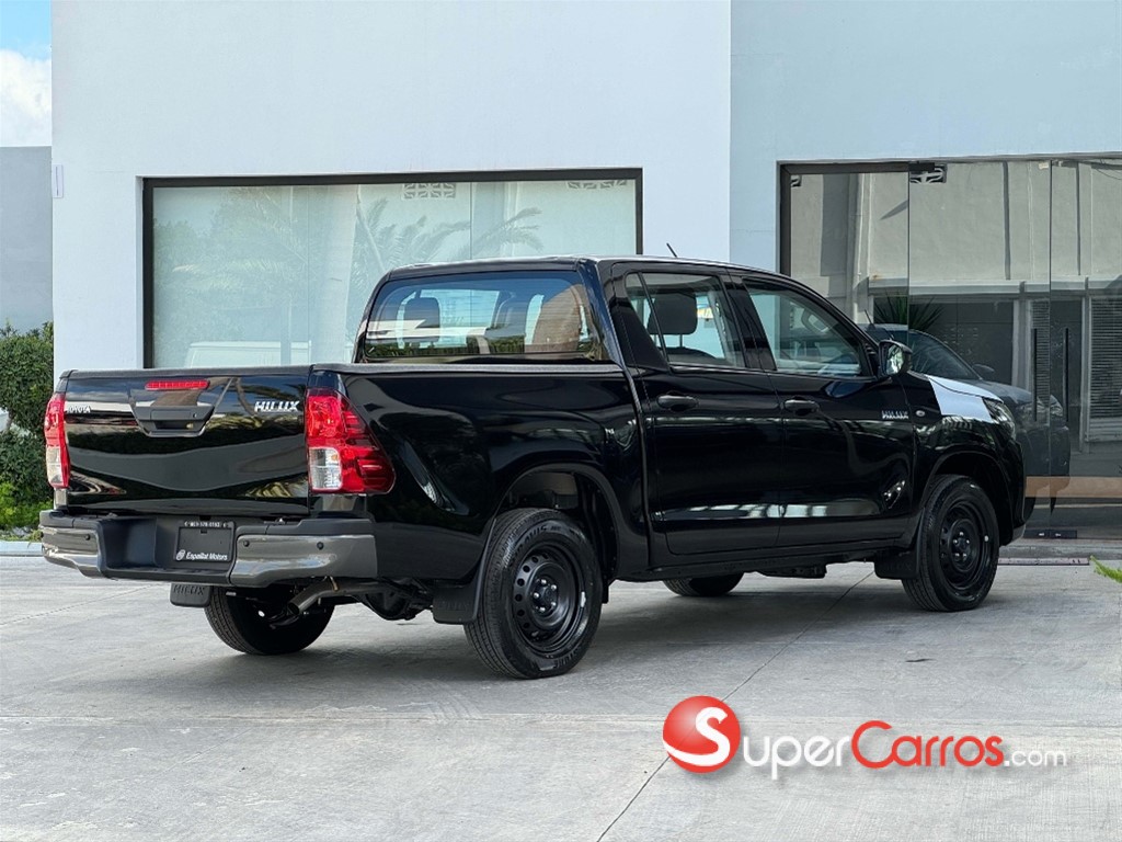 2026 Toyota Hilux — foto 3 / 8