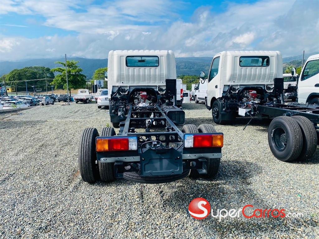 2024 Hino 300 — foto 5 / 11