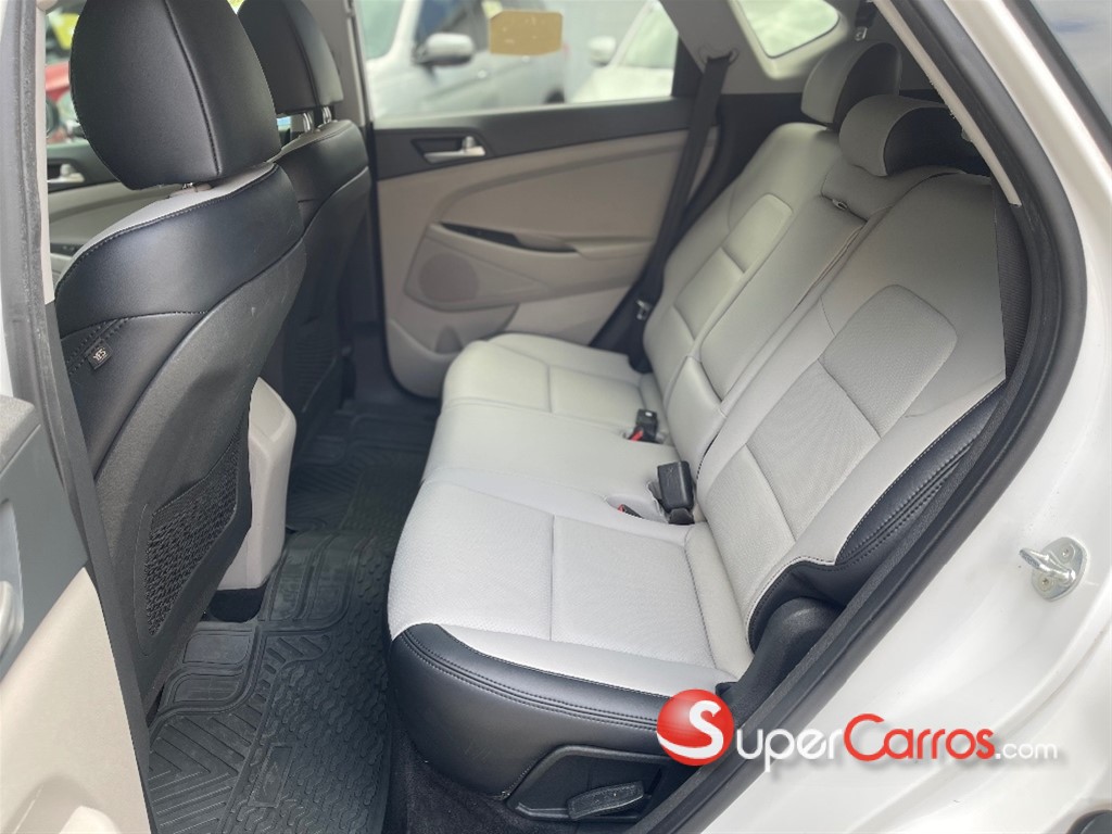 2021 Hyundai Tucson Value — foto 10 / 12