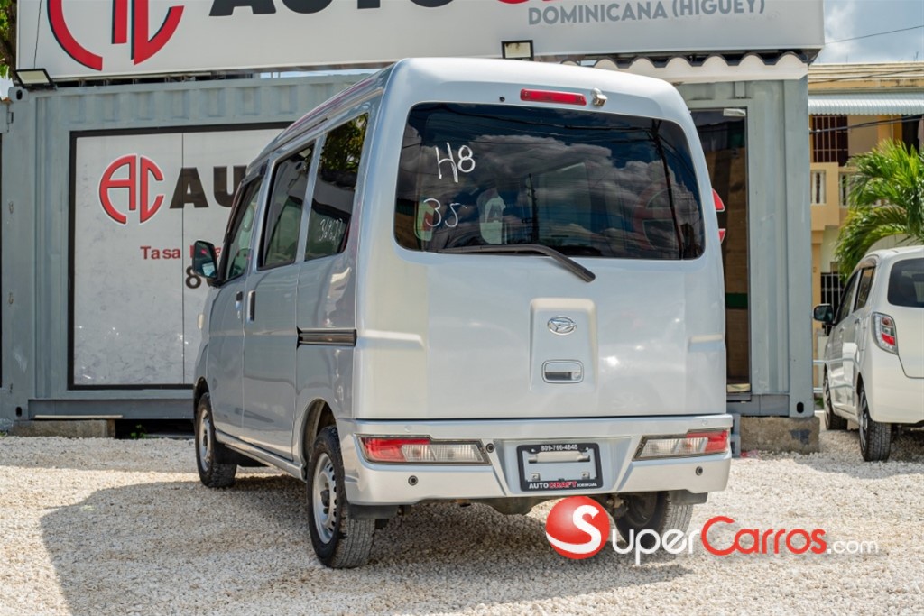 2019 Daihatsu Hijet — foto 2 / 6
