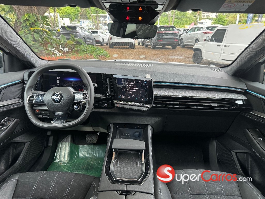 2025 Renault Austral — foto 10 / 12