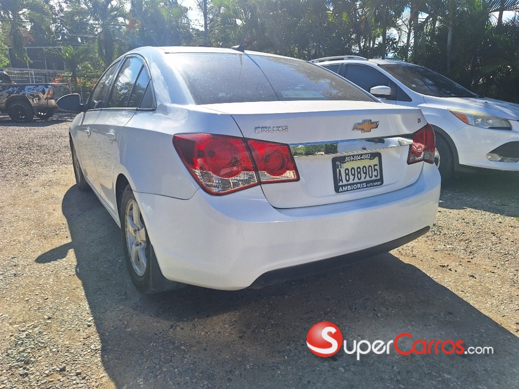 2014 Chevrolet Cruze LT — foto 2 / 9