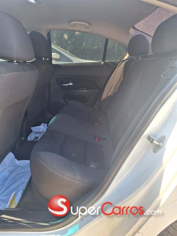 2014 Chevrolet Cruze LT — foto 5 / 9