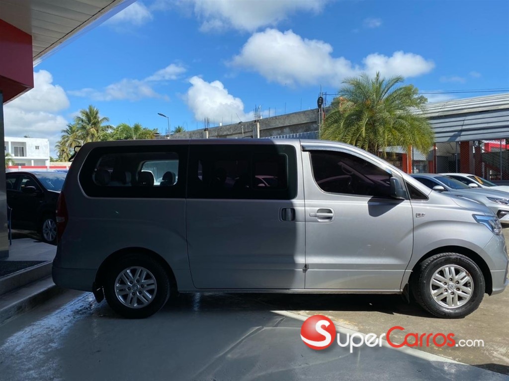 2019 Hyundai Grand Starex — foto 2 / 6