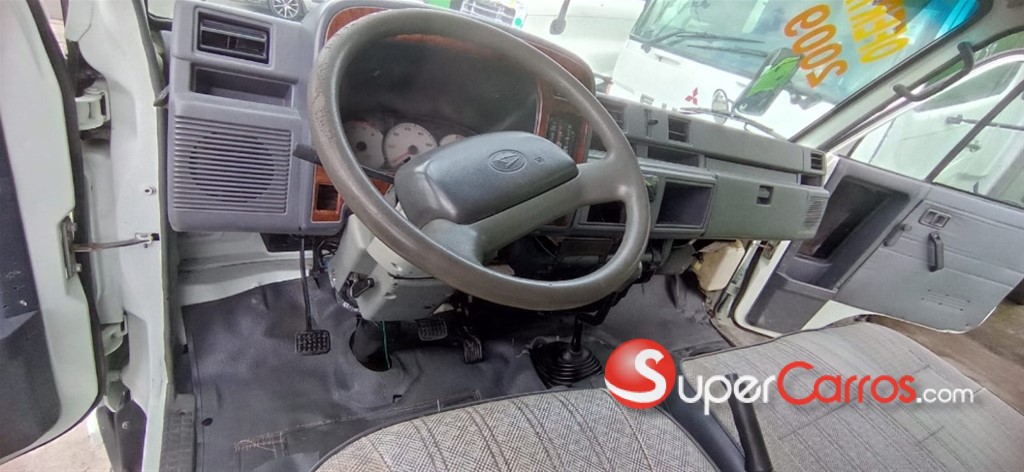 2009 Daihatsu Delta Cama larga — foto 8 / 9