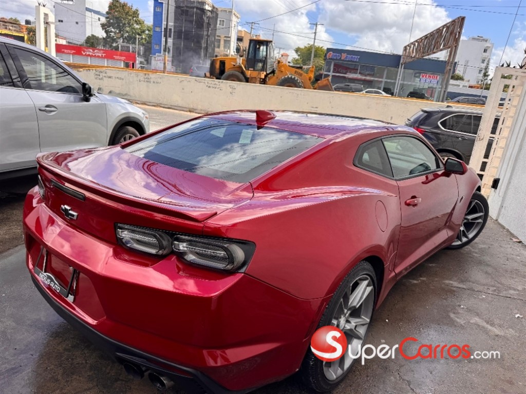 2019 Chevrolet Camaro RS — foto 4 / 10