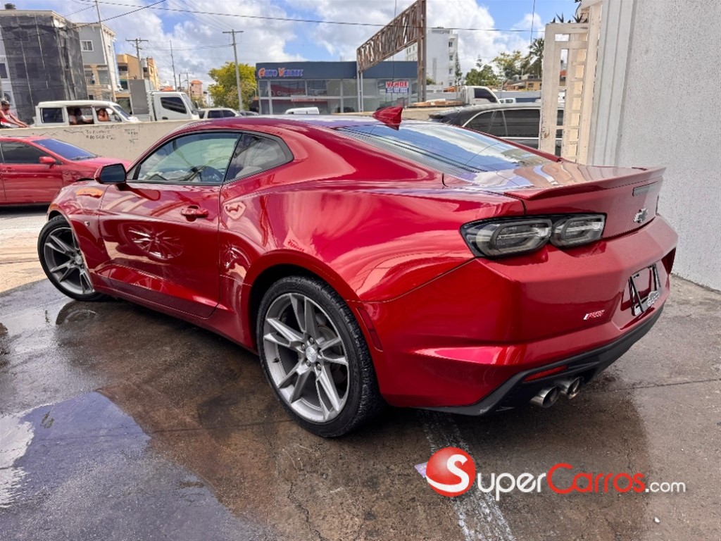 2019 Chevrolet Camaro RS — foto 6 / 10