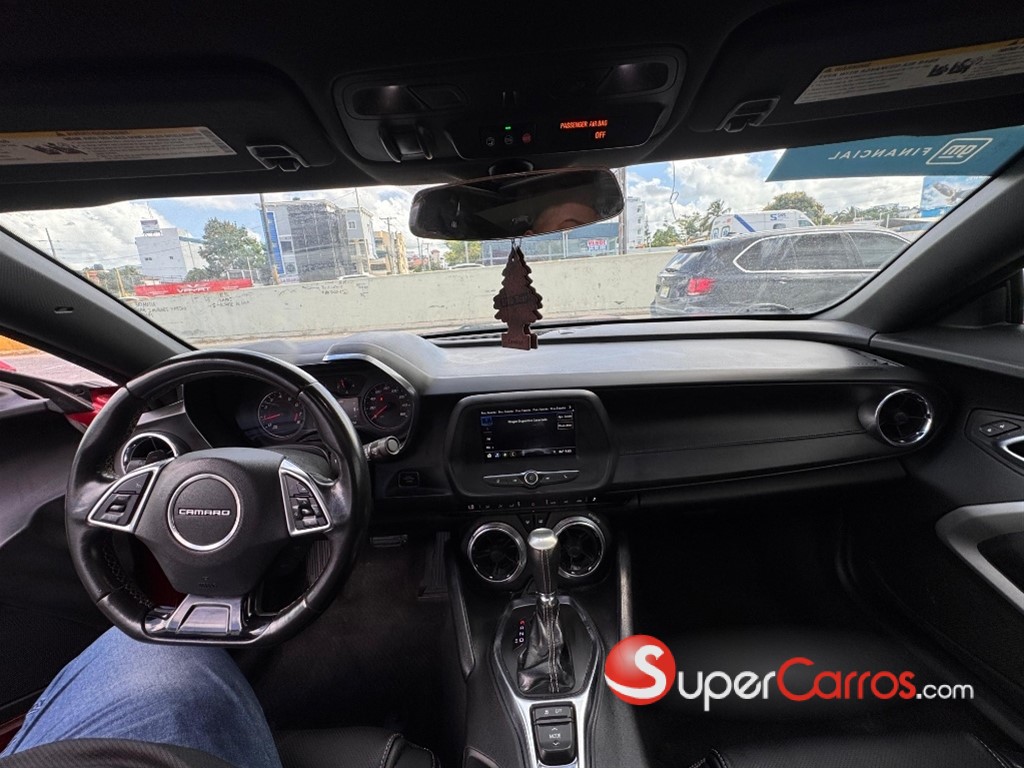 2019 Chevrolet Camaro RS — foto 8 / 10