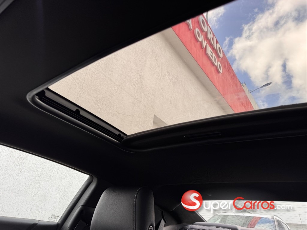 2019 Chevrolet Camaro RS — foto 9 / 10