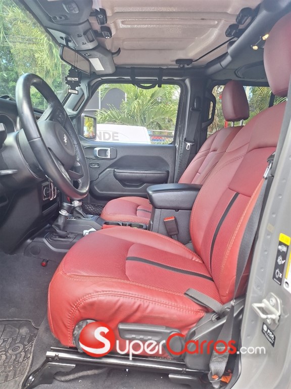 2021 Jeep Gladiator — foto 10 / 10