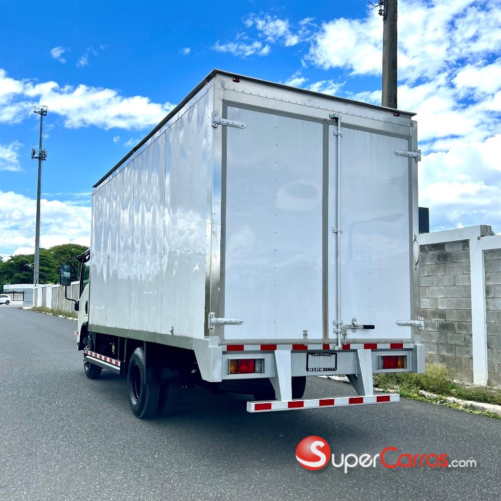 2026 Isuzu Camion Furgon — foto 10 / 12
