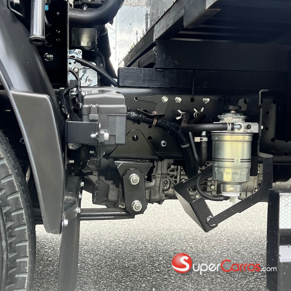 2026 Isuzu Camion Furgon — foto 11 / 12