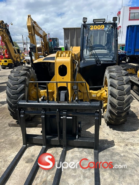 2009 Caterpillar TH220B Telehandler