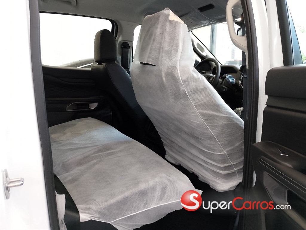 2025 Ford Ranger XLT — foto 8 / 12