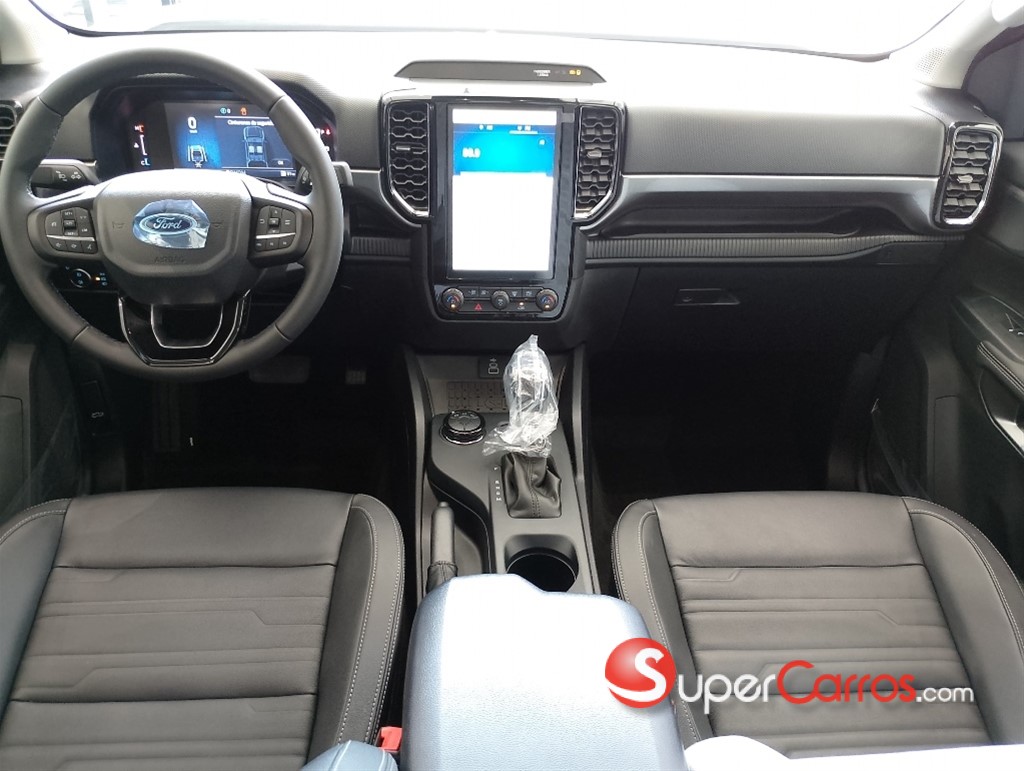 2025 Ford Ranger XLT — foto 9 / 12