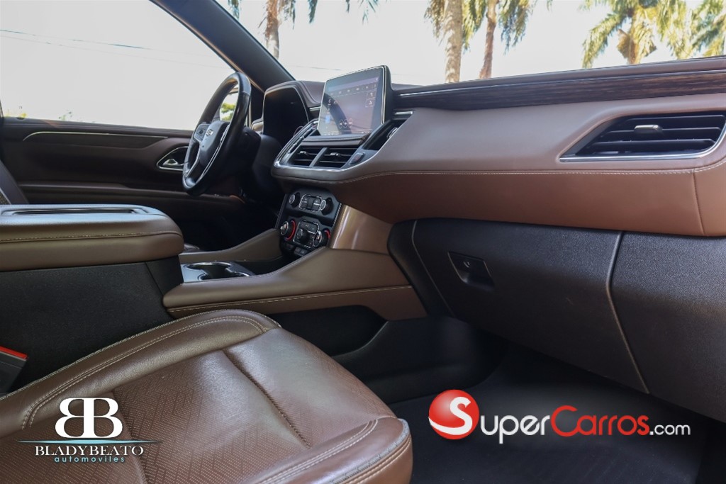 2021 Chevrolet Suburban Highcountry — foto 2 / 12