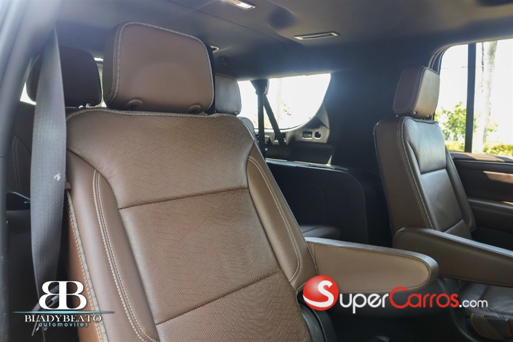 2021 Chevrolet Suburban Highcountry — foto 3 / 12