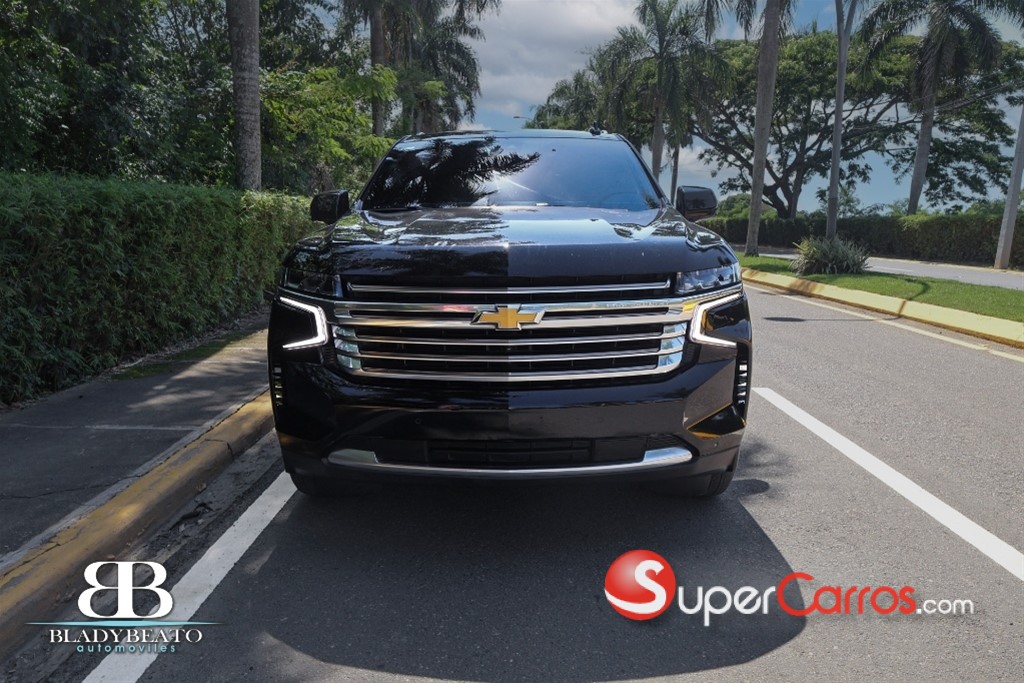 2021 Chevrolet Suburban Highcountry — foto 8 / 12