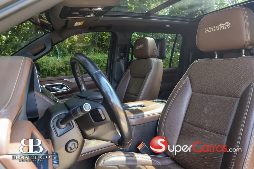 2021 Chevrolet Suburban Highcountry — foto 10 / 12